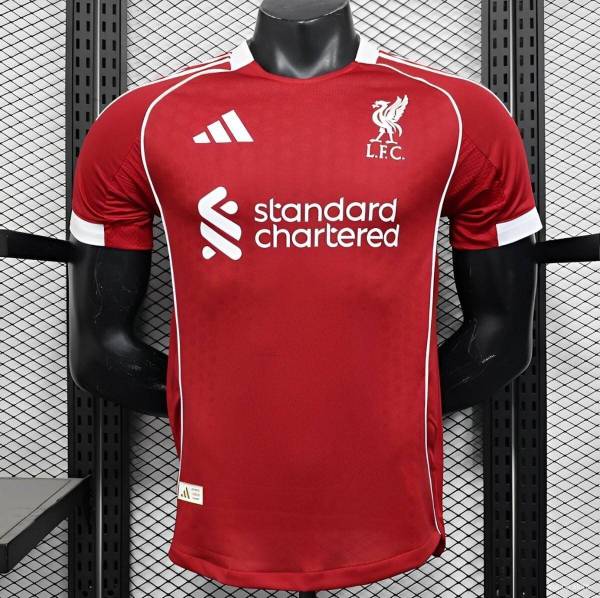 25/26 Liverpool Home Player Version